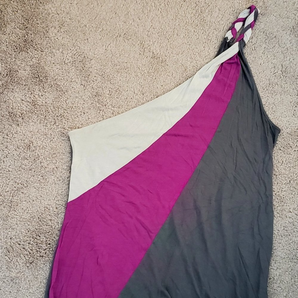 Venus one shoulder gray and purple top, size L